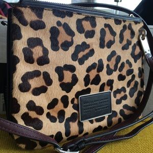 Marc Jacobs Crossbody Ligero Double Percy Leopard